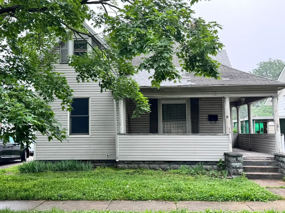 620 E Noleman Street, Centralia, IL 62801 - #1