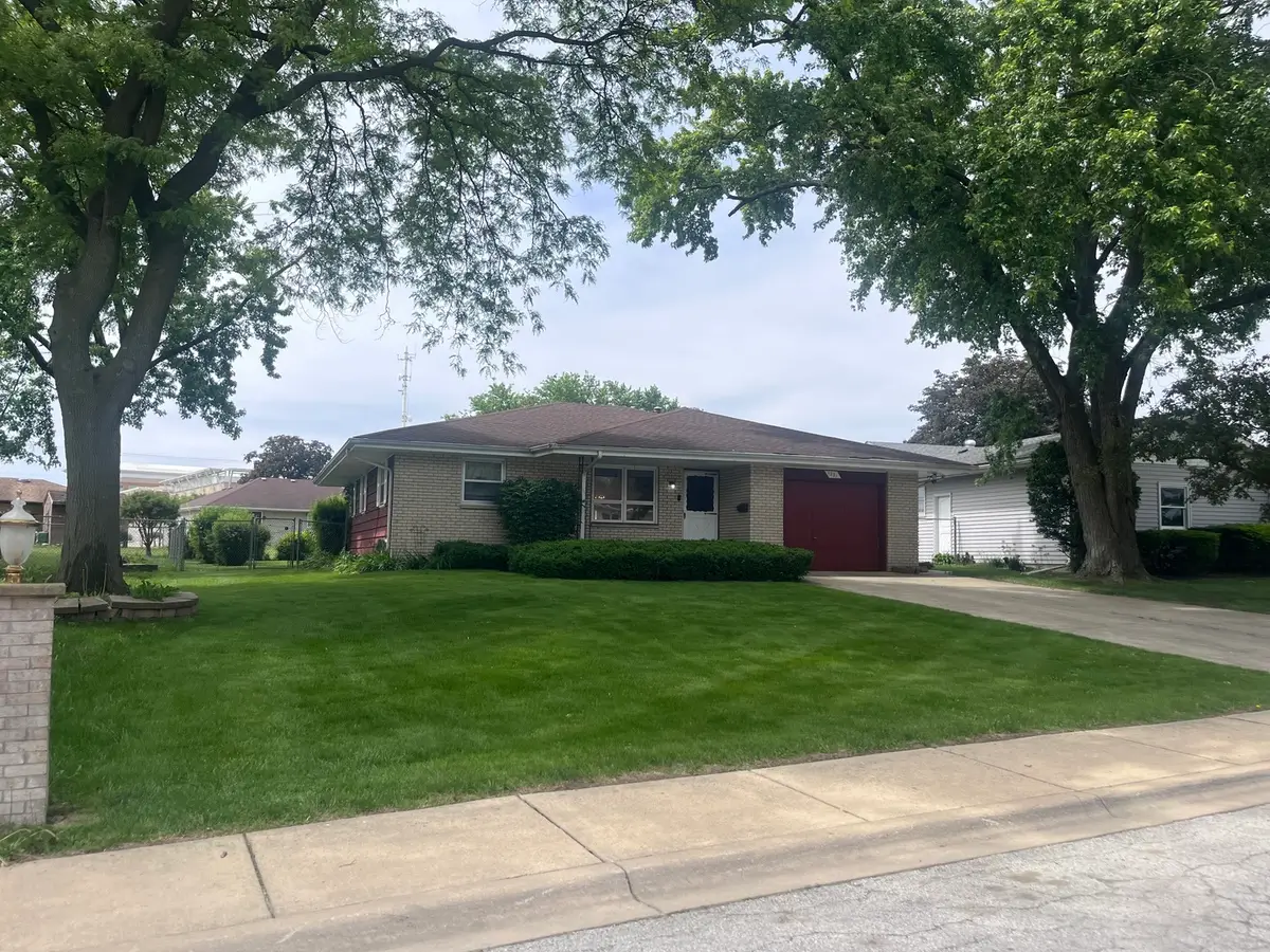 1221 Comet Drive, Aurora, IL 60505 - #1