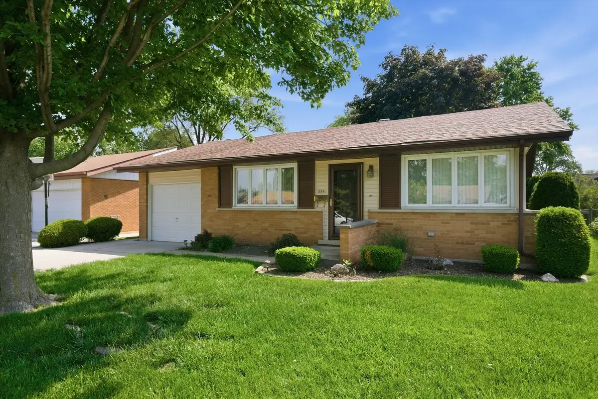 12841 Terrace Lane, Crestwood, IL 60418 - #1