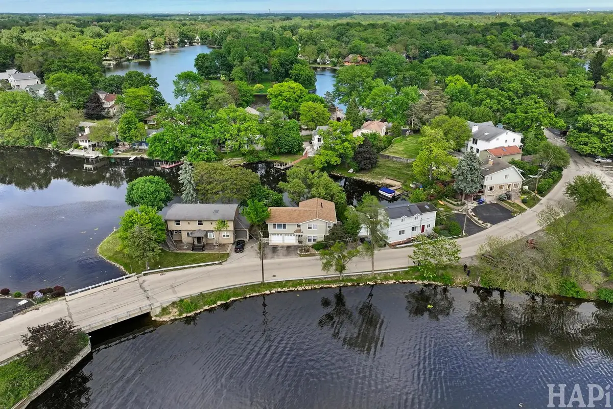 212 Island Drive, Island Lake, IL 60042 - #1