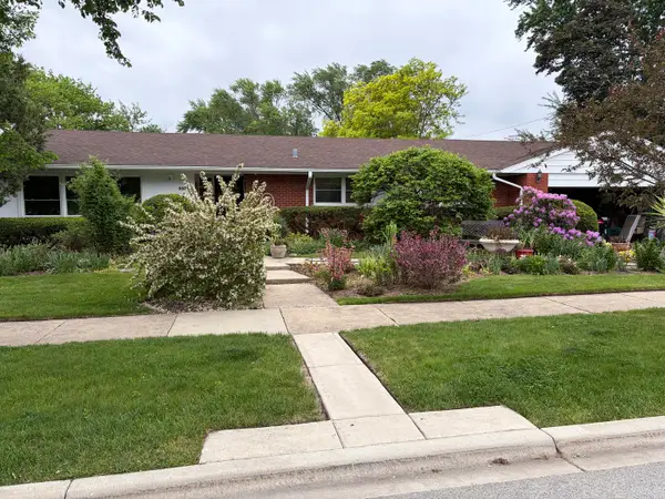 8856 Knox Avenue, Skokie, IL 60076