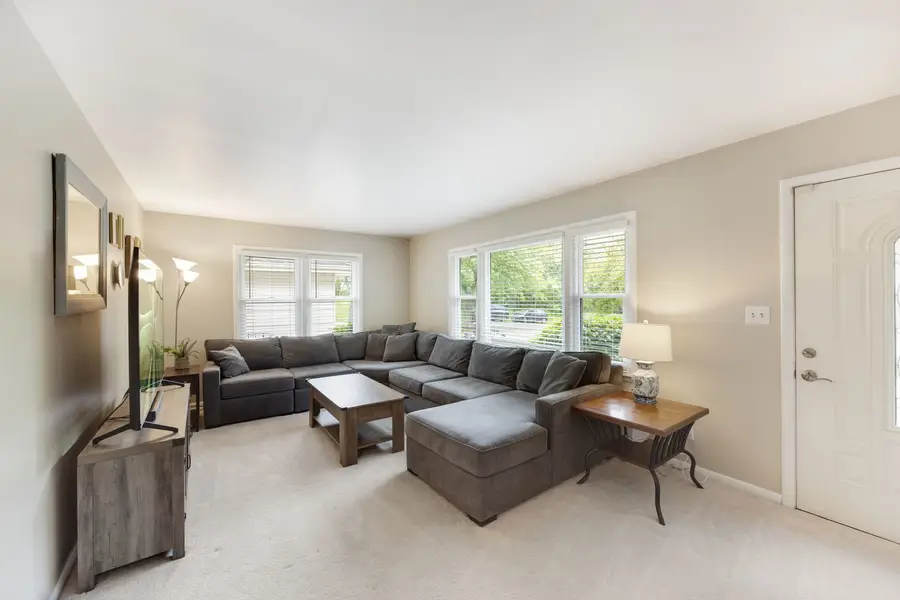 4N285 Lafox Road, Saint Charles, IL 60175 - #2