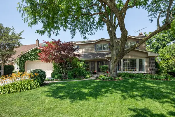 3956 Rutgers Lane, Northbrook, IL 60062