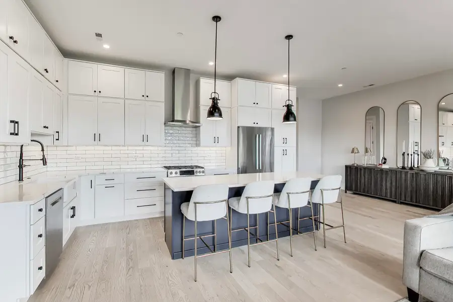 5042 N Western Avenue #PH, Chicago, IL 60625 - #2