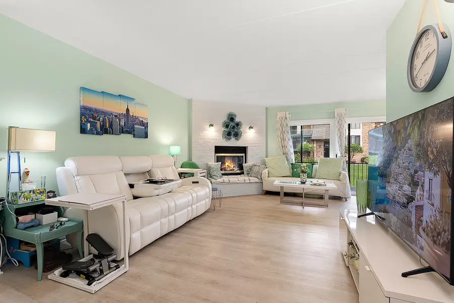 15703 Old Orchard Court #1S, Orland Park, IL 60462 - #2