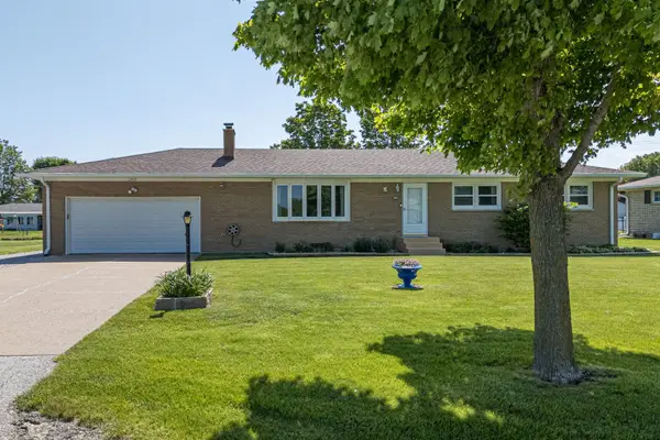 11719 1st Street, Milan, IL 61264