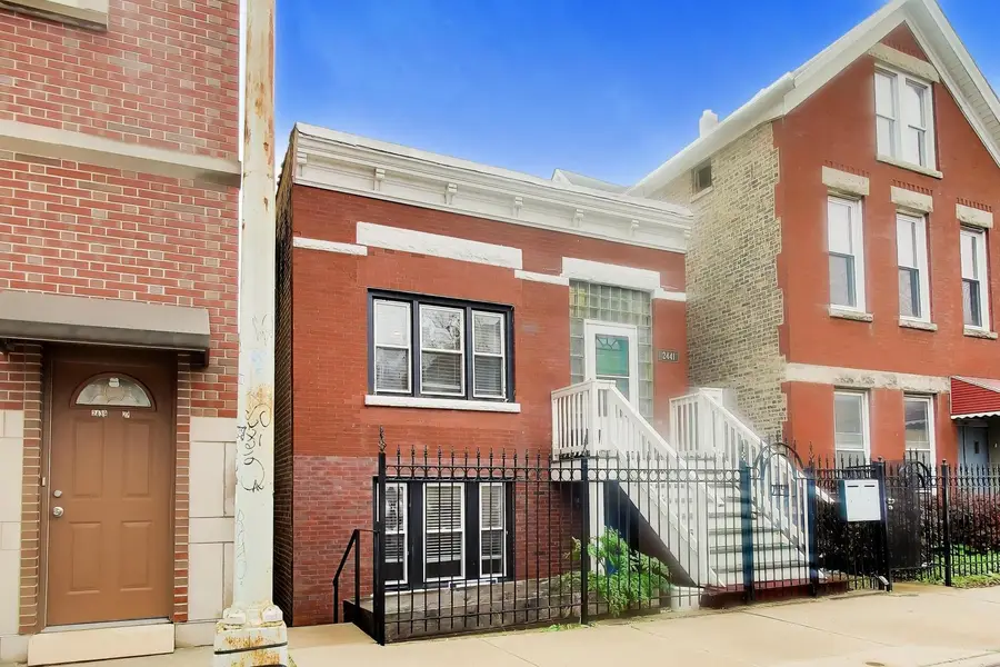 2441 W Augusta Boulevard, Chicago, IL 60622 - #2