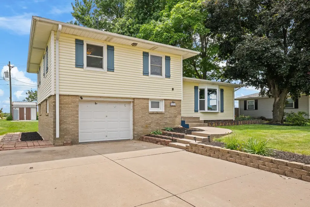 604 3rd Street, Sherrard, IL 61281 - #1