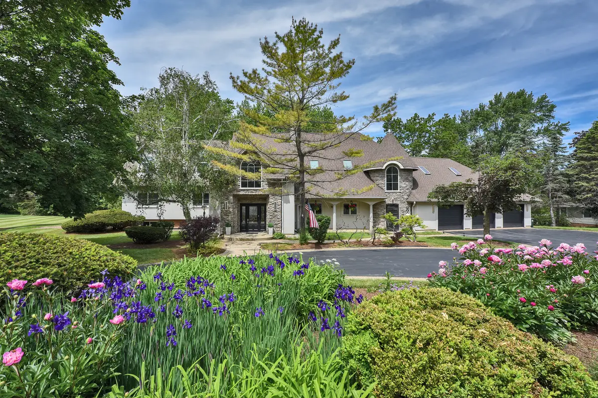 144 Highland Road, Inverness, IL 60067 - #1