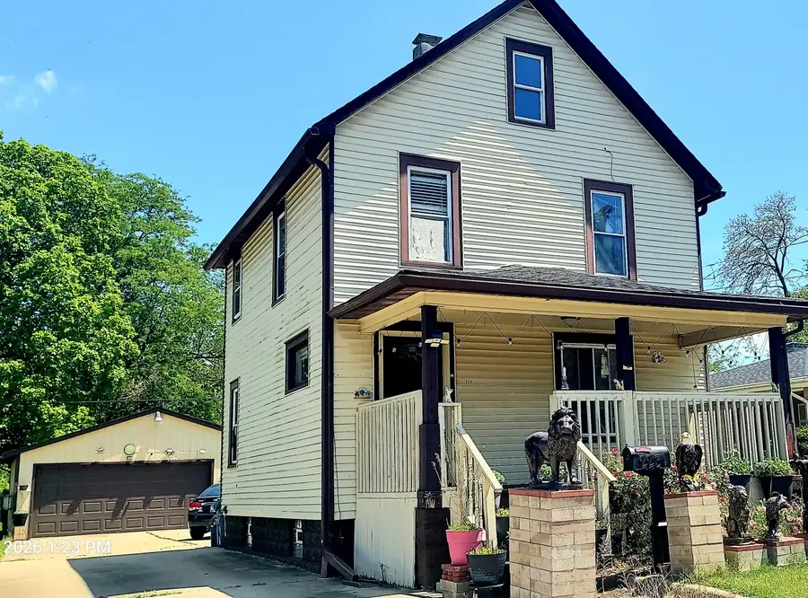 223 N Sumner Avenue, Aurora, IL 60505 - #2