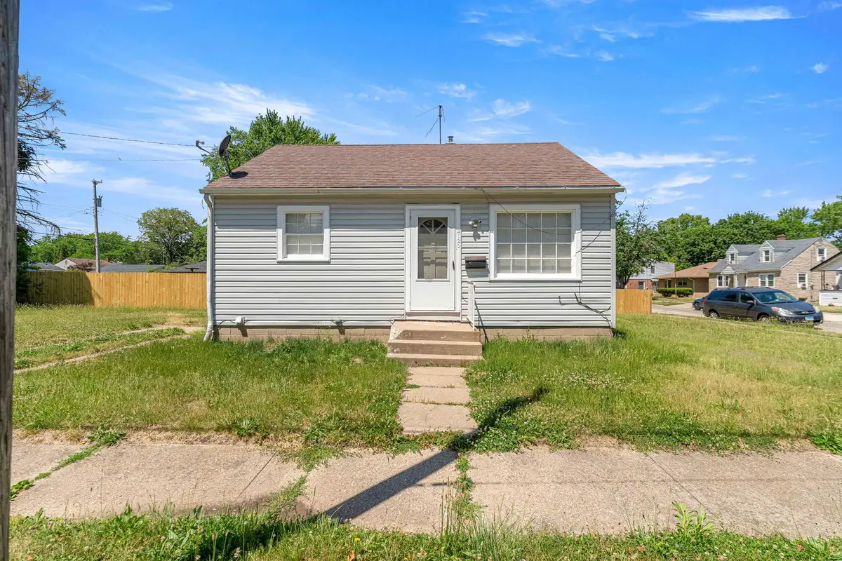 2120 Grenshaw Street, Rockford, IL 61101 - #1