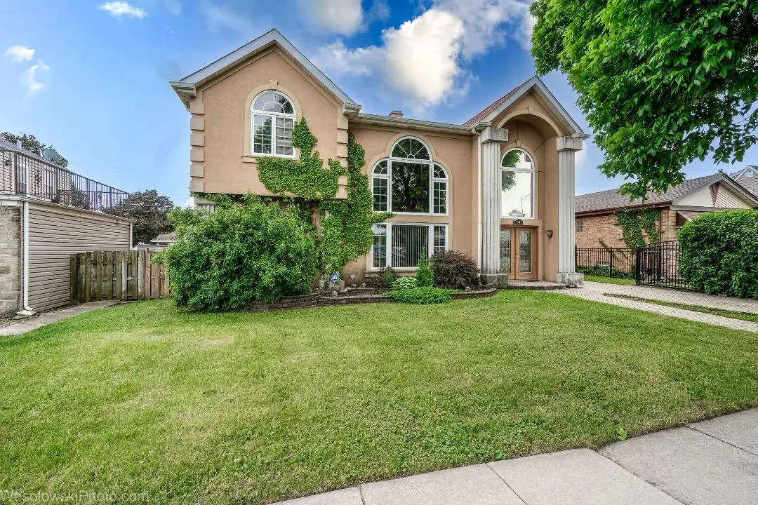 7305 W Foster Avenue, Harwood Heights, IL 60706 - #1