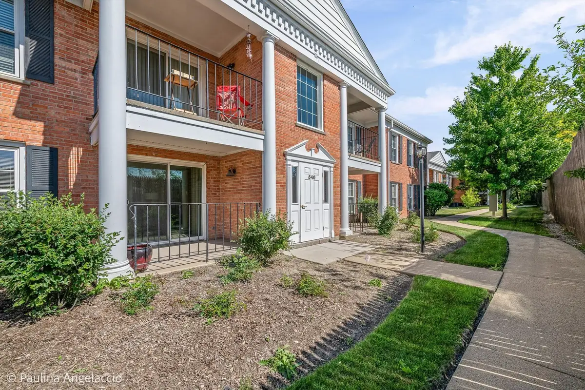 540 Shorely Drive #104, Barrington, IL 60010 - #1