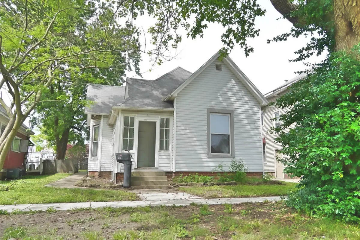 1412 Edgar Avenue, Mattoon, IL 61938 - #1