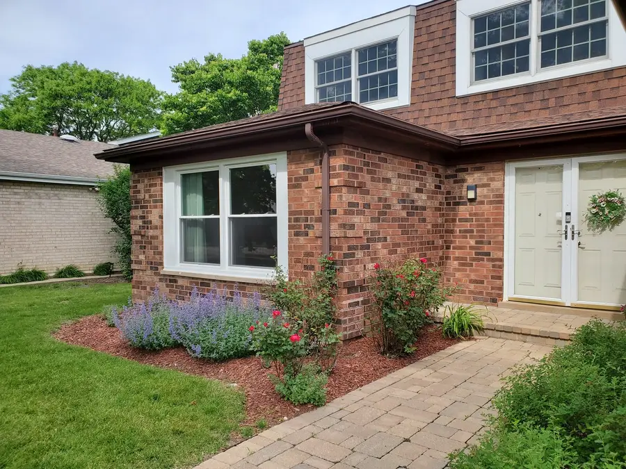 11 Birchwood Avenue, Deerfield, IL 60015 - #2