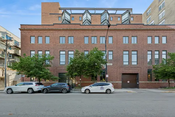 222 S Racine Avenue #205, Chicago, IL 60607