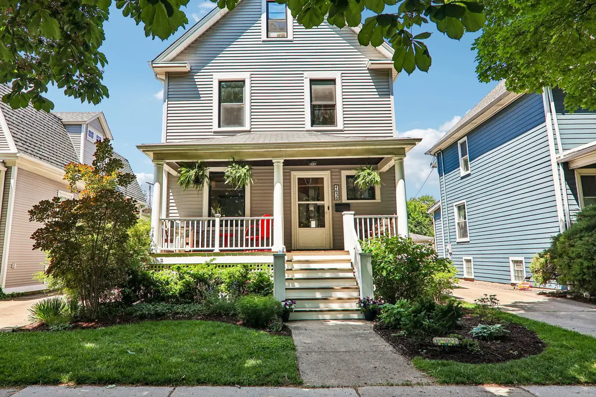 4630 N Kilbourn Avenue, Chicago, IL 60630 - #1