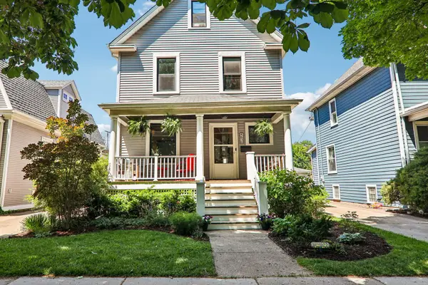 4630 N Kilbourn Avenue, Chicago, IL 60630