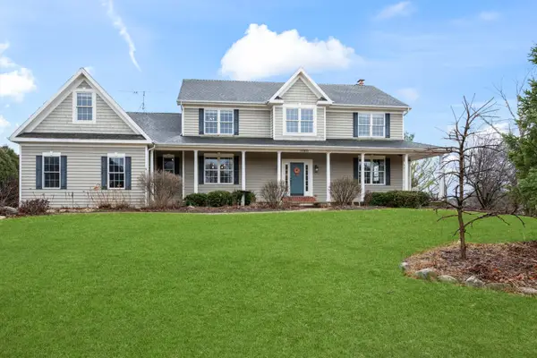 14401 Trinity Court, Woodstock, IL 60098