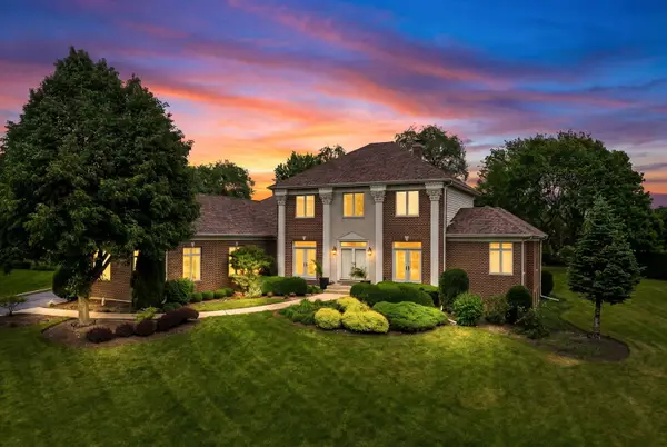 10N767 Newport Court, Elgin, IL 60124