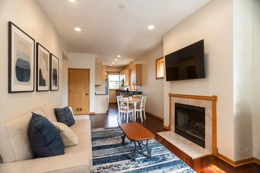 6151 N Glenwood Avenue #205, Chicago, IL 60660 - #3