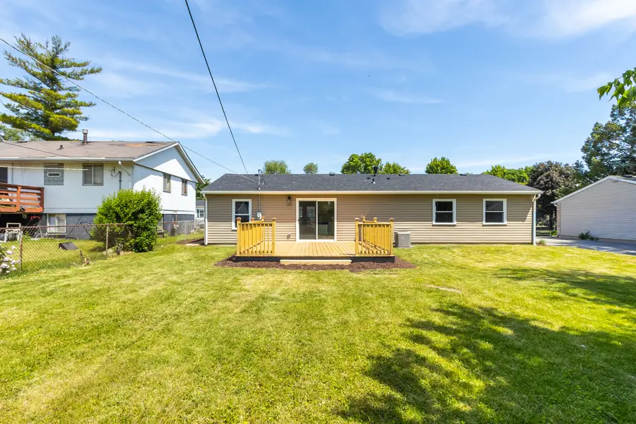 221 Gordon Avenue, Romeoville, IL 60446 - #2