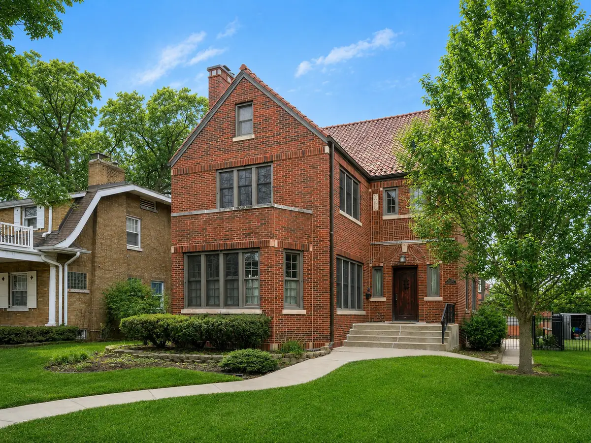 10337 S Hamilton Avenue, Chicago, IL 60643 - #1