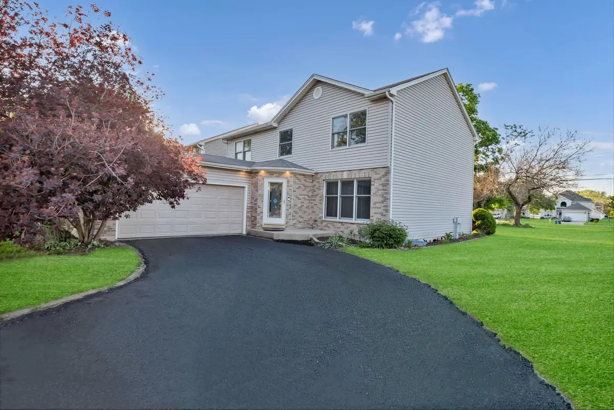 537 W Comstock Avenue, Elmhurst, IL 60126 - #1