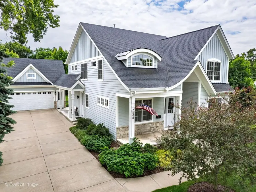 608 Cadillac Drive, Wheaton, IL 60187 - #2