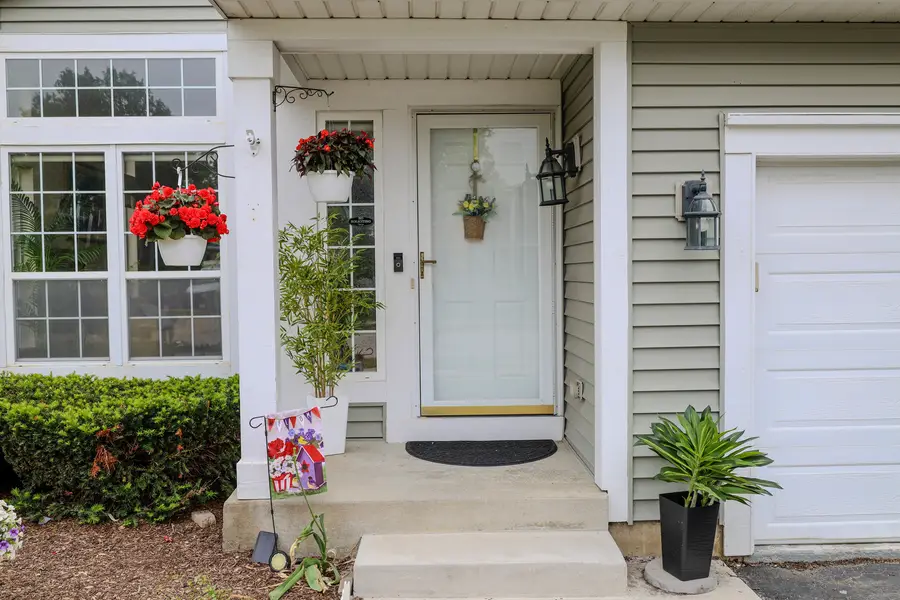 4481 W Butternut Lane, Waukegan, IL 60085 - #3