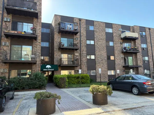 8905 N Knight Avenue #318, Des Plaines, IL 60016