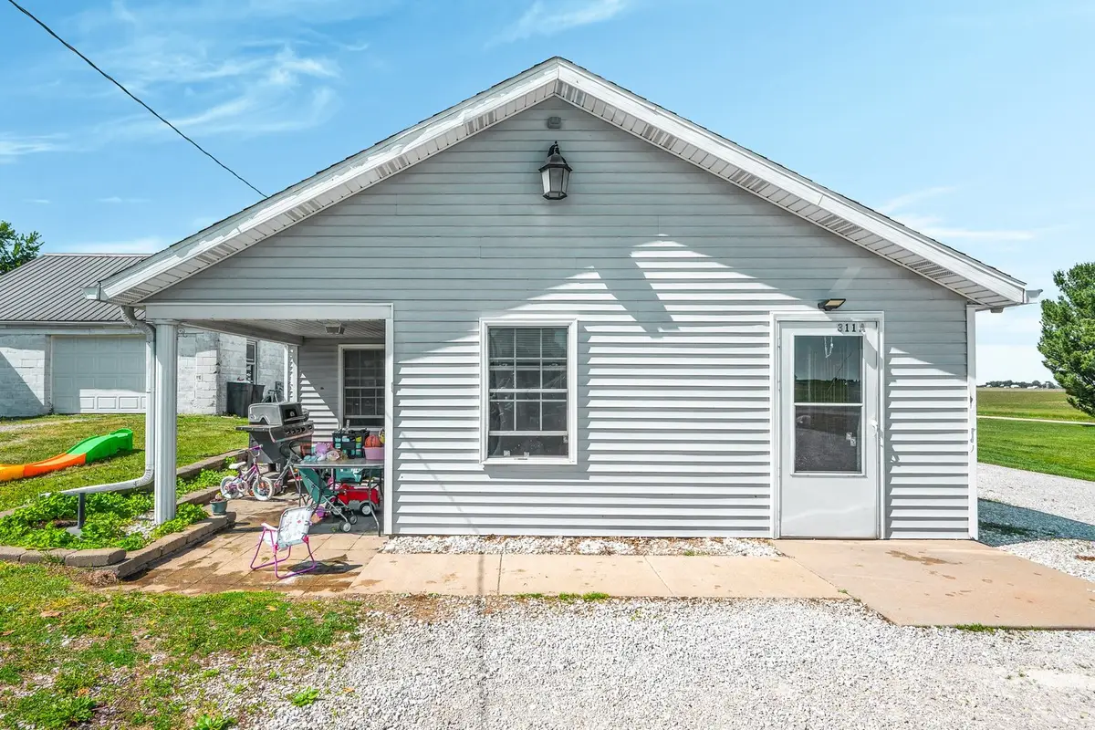 311 E Mckinley Avenue, Deer Creek, IL 61733 - #1