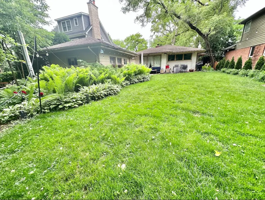 422 E Hickory Street, Hinsdale, IL 60521 - #3