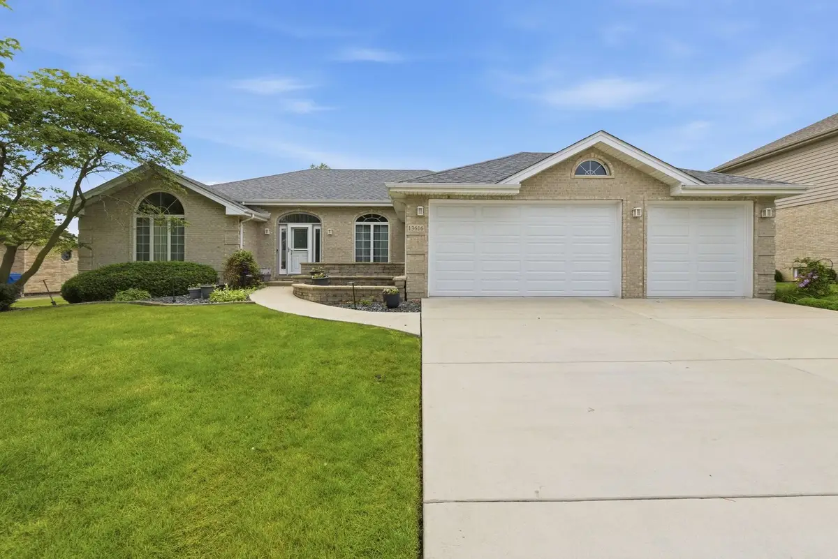 13616 Lost Boy Lane, Homer Glen, IL 60491 - #1