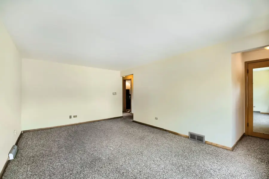 10749 S Rockwell Street, Chicago, IL 60655 - #3
