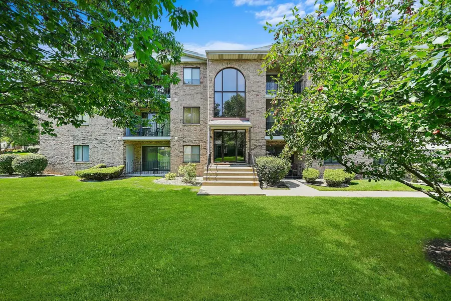 13248 W Circle Drive Parkway #405, Crestwood, IL 60418 - #2