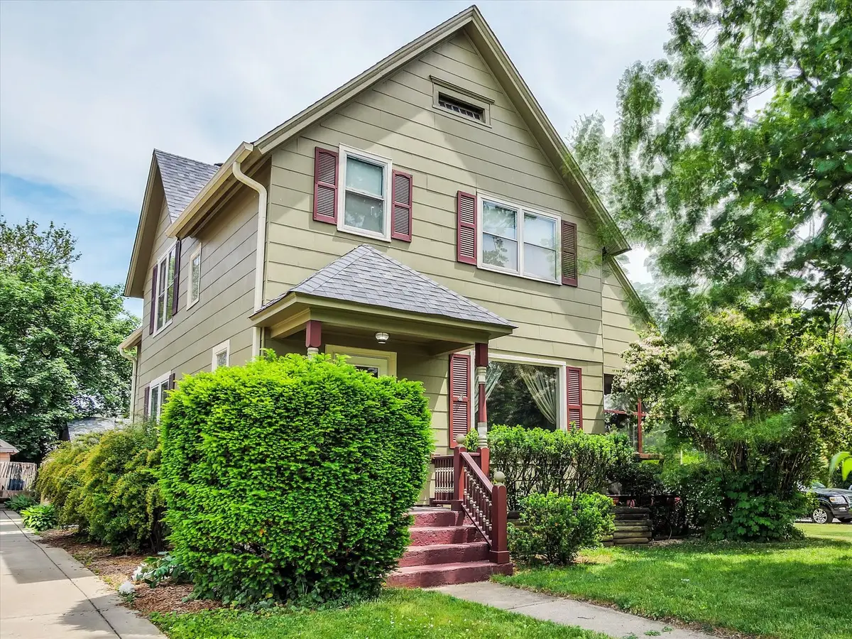 433 Arlington Avenue, Elgin, IL 60120 - #1