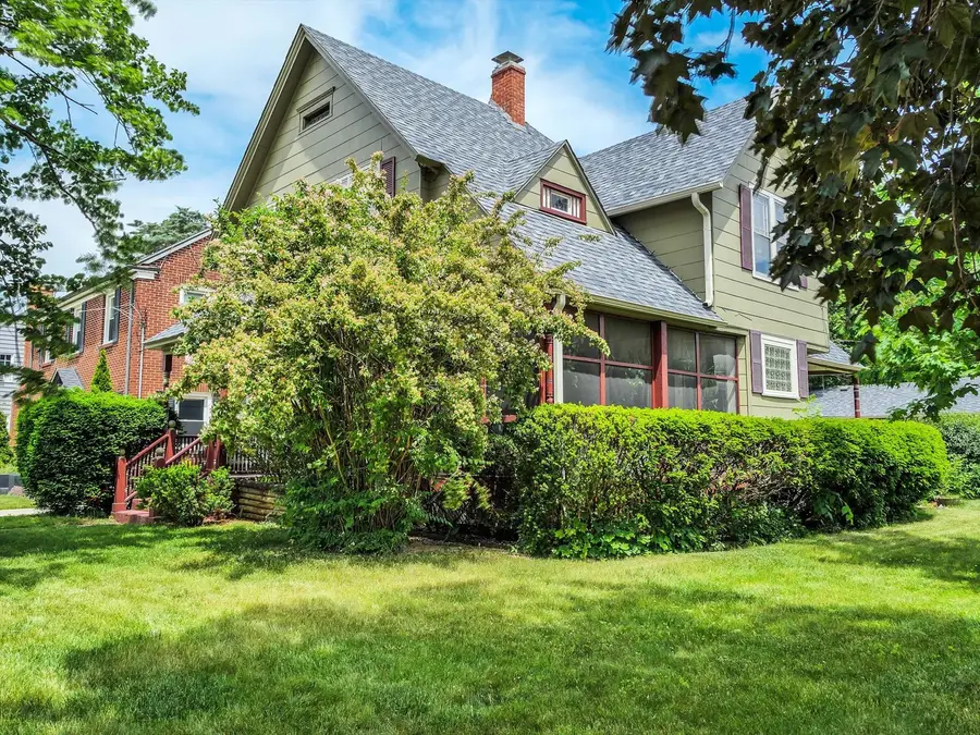 433 Arlington Avenue, Elgin, IL 60120 - #3