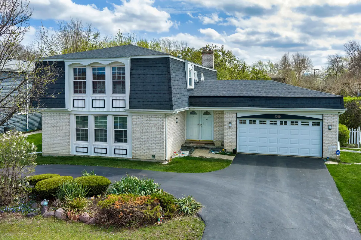 1255 Laurel Avenue, Deerfield, IL 60015 - #1