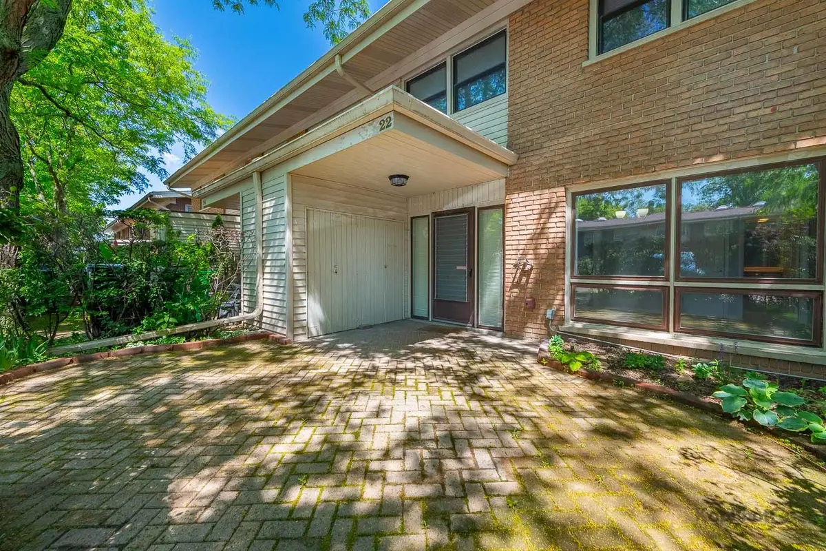 22 N Dee Road #22, Park Ridge, IL 60068 - #1