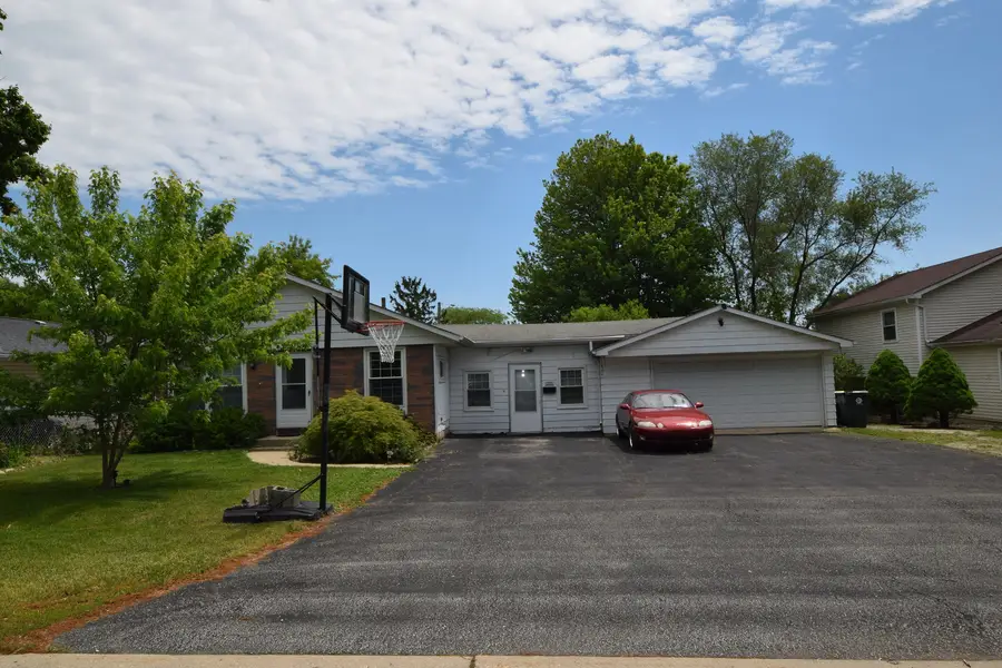 1531 N East End Avenue, Round Lake Beach, IL 60073 - #2