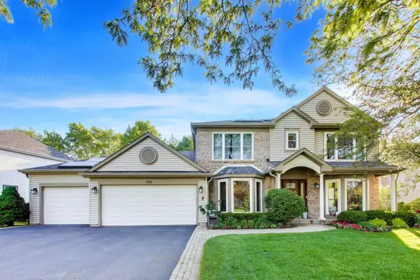 845 Saugatuck Trail, Vernon Hills, IL 60061
