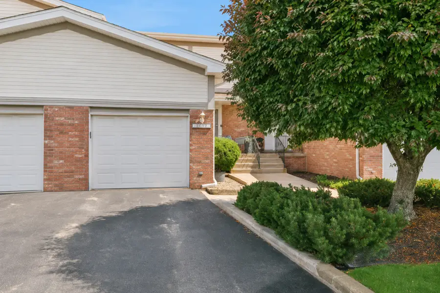 15931 Blackwater Court, Tinley Park, IL 60477 - #2