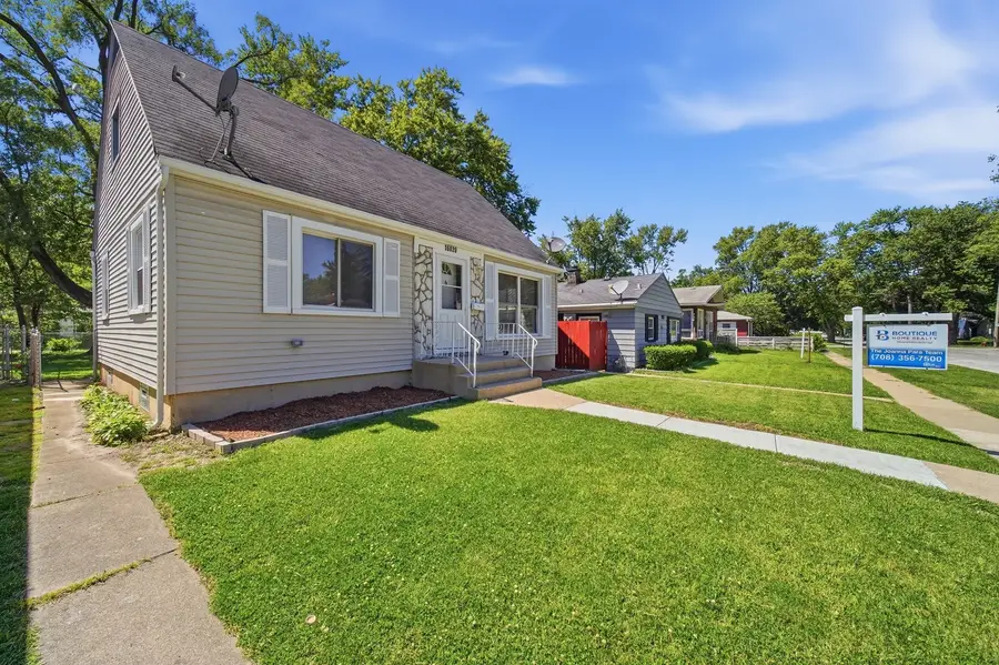16820 S Crane Avenue, Hazel Crest, IL 60429 - #3