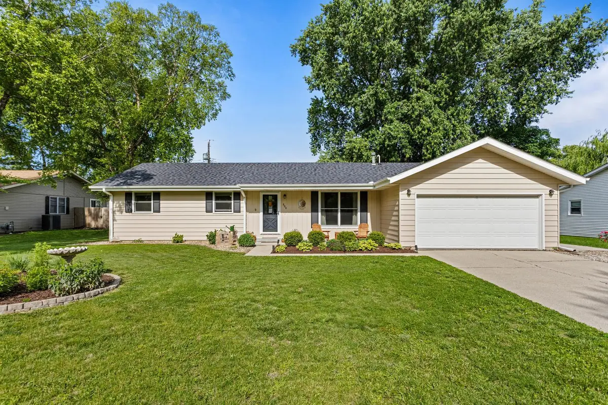 800 Van Buren Street, Monticello, IL 61856 - #1