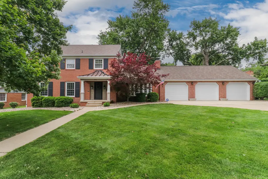 206 Fleetwood Drive, Bloomington, IL 61701 - #2