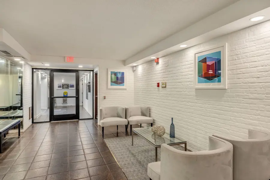 1671 Mission Hills Road #502, Northbrook, IL 60062 - #2