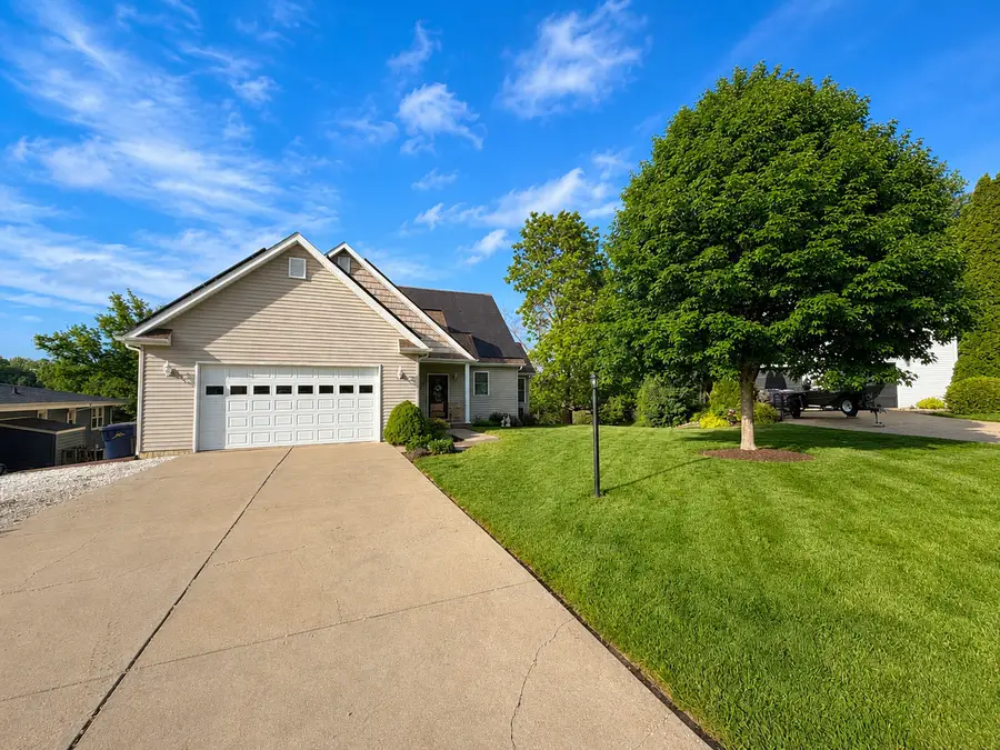 4906 S Sir Lionel Court, Mapleton, IL 61547 - #2