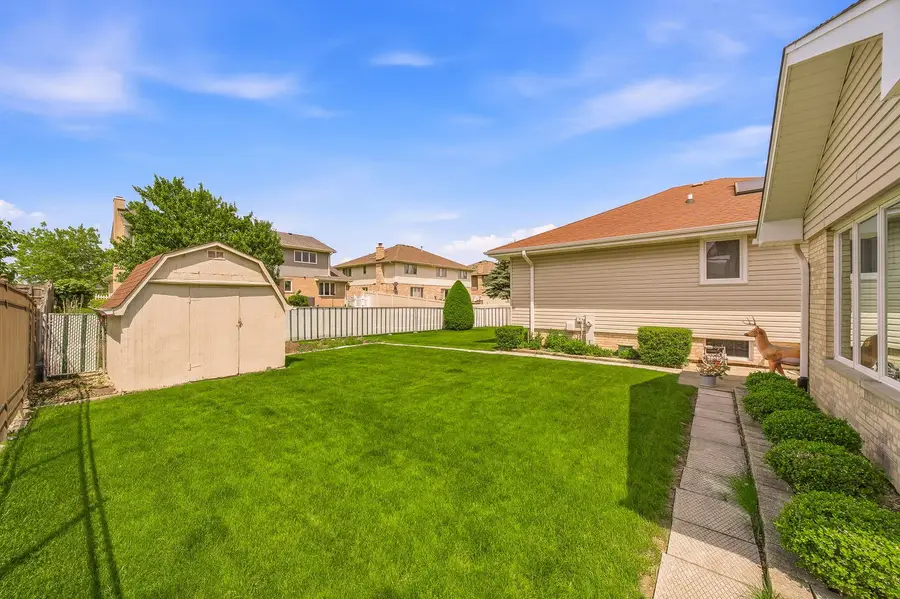 15542 Bramblewood Road, Oak Forest, IL 60452 - #3