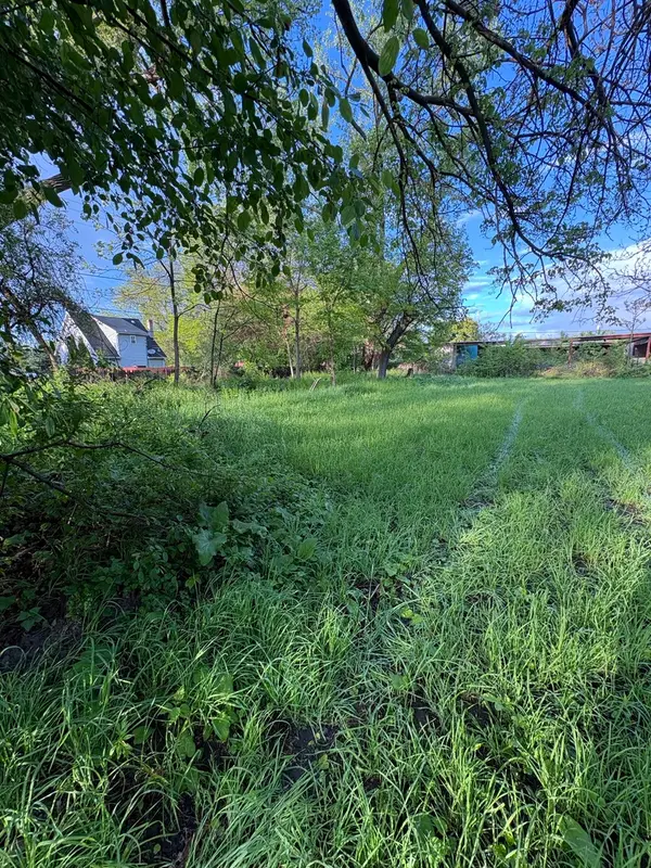 13523 S Sawyer Avenue, Robbins, IL 60472